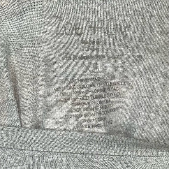 Tops/T-Shirts/Tanks👚 - 2 for $20 or 3 for $30 (Mix & Match) - Picture 5 of 5